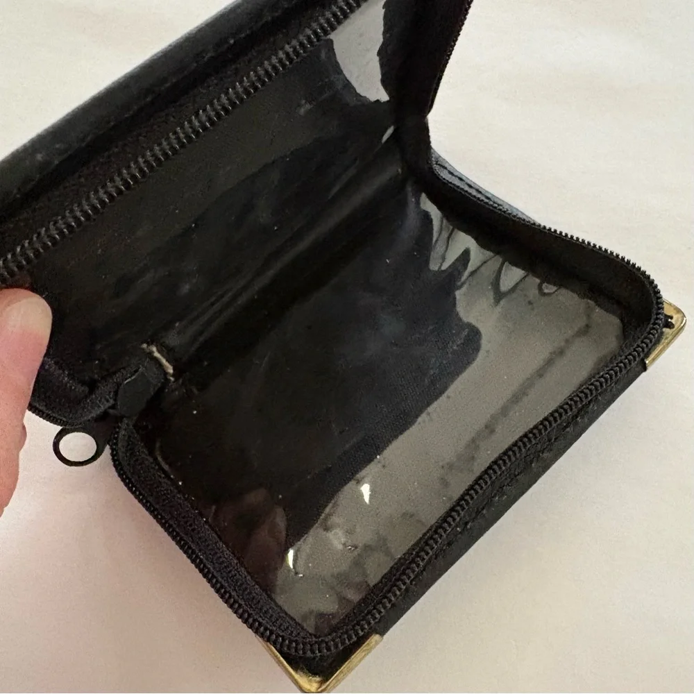 Black Credit Card Holder
